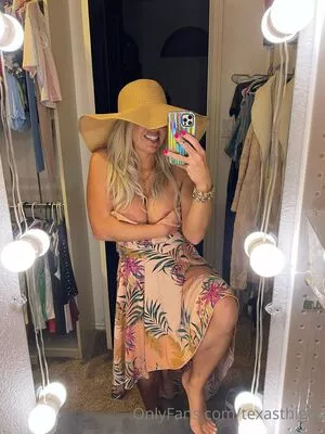 Texasthighs OnlyFans Leaked Free Thumbnail Picture - #XXMlSpwONT