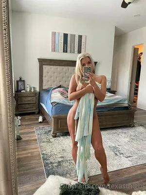 Texasthighs OnlyFans Leaked Free Thumbnail Picture - #dLXEIAKuaM