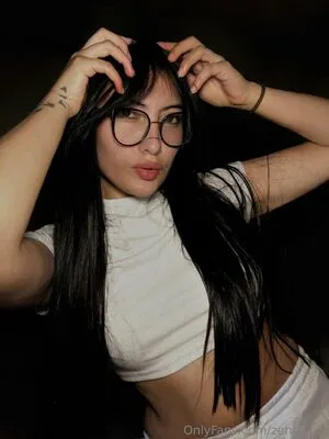 Tha Ly OnlyFans Leaked Free Thumbnail Picture - #V2ZCCAHGgX