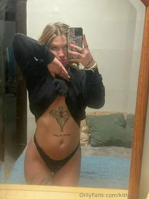 Thankscourtneyy OnlyFans Leaked Free Thumbnail Picture - #rlxzruatnn