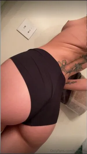 Thatb1tchb OnlyFans Leaked Free Thumbnail Picture - #CcAvtSBal1