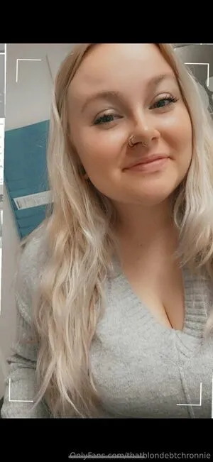 Thatblondebtchronnie OnlyFans Leaked Free Thumbnail Picture - #7MON4kSFRZ