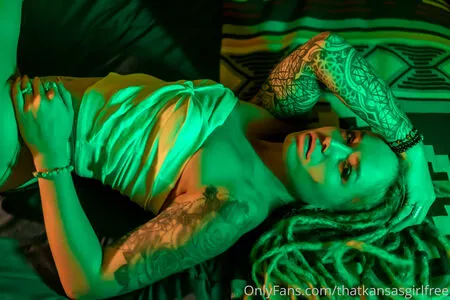Thatkansasgirlfree OnlyFans Leaked Free Thumbnail Picture - #B2BydPLwIs