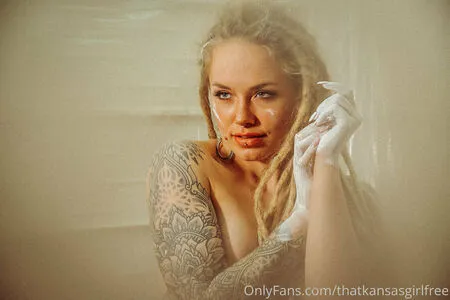 Thatkansasgirlfree OnlyFans Leaked Free Thumbnail Picture - #Qeo16Nij5H