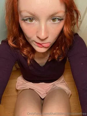 Thatlittlecarrotcakefree OnlyFans Leaked Free Thumbnail Picture - #kvKRsxWw4m