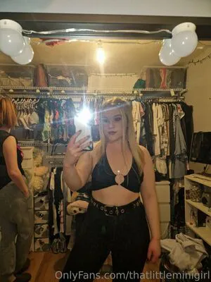 Thatlittleminigirl OnlyFans Leaked Free Thumbnail Picture - #ST2v99md75