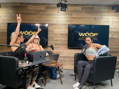 Thatonegirlmikeyvlogs OnlyFans Leaked Free Thumbnail Picture - #a3YLiWSsOp