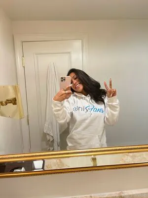 Thatonegirlmikeyvlogs OnlyFans Leaked Free Thumbnail Picture - #mABB3kpB7G