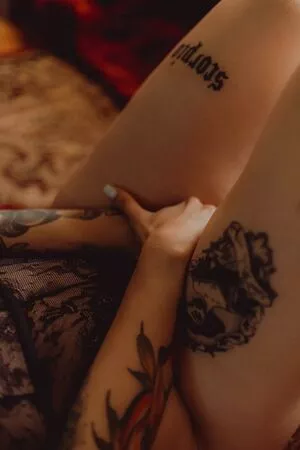 Thatsoraven95 OnlyFans Leaked Free Thumbnail Picture - #4idmMjYPaO