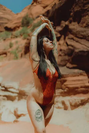 Thatsoraven95 OnlyFans Leaked Free Thumbnail Picture - #dKbF6aM00f