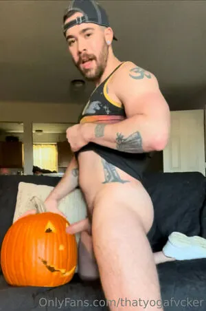 Thatyogafvcker OnlyFans Leaked Free Thumbnail Picture - #5krn9zVSEM