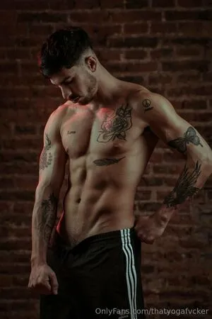 Thatyogafvcker OnlyFans Leaked Free Thumbnail Picture - #WAYklka58v