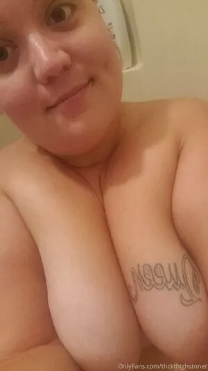 Thckthighstoner OnlyFans Leaked Free Thumbnail Picture - #xHK8FETHuV