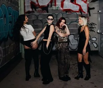 The Beaches OnlyFans Leaked Free Thumbnail Picture - #C8BeZruWLn