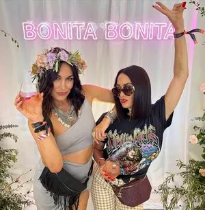 The Bella Twins: OnlyFans Leaked Free Thumbnail Picture - #Ot1H9znTOk