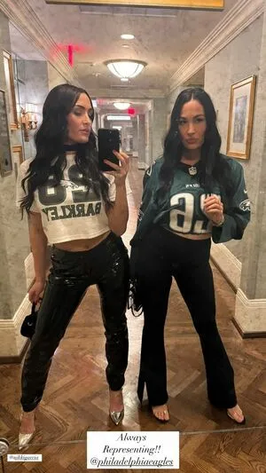 The Bella Twins: OnlyFans Leaked Free Thumbnail Picture - #oJNnAGoWaM