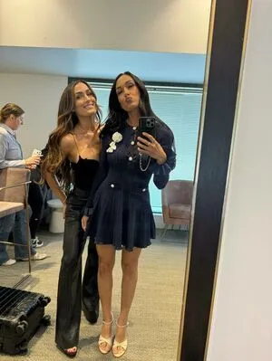 The Bella Twins: OnlyFans Leaked Free Thumbnail Picture - #tnQE4Radiu