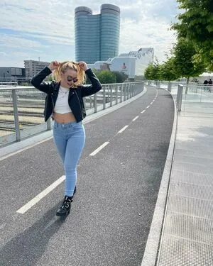 The Dutch Latex Goddess OnlyFans Leaked Free Thumbnail Picture - #CvkM9udzq5