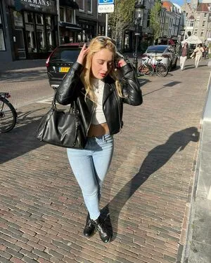 The Dutch Latex Goddess OnlyFans Leaked Free Thumbnail Picture - #HfkG5Kekyl