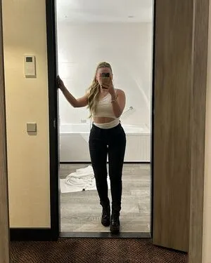 The Dutch Latex Goddess OnlyFans Leaked Free Thumbnail Picture - #v9KKqc2HU4