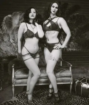 The Emerald Oasis OnlyFans Leaked Free Thumbnail Picture - #ERrdGriNW9