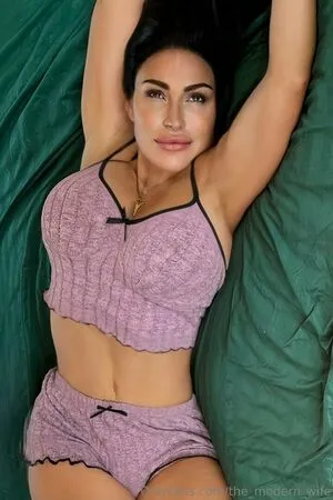 The Modern Wife OnlyFans Leaked Free Thumbnail Picture - #PcYqJjFEPX
