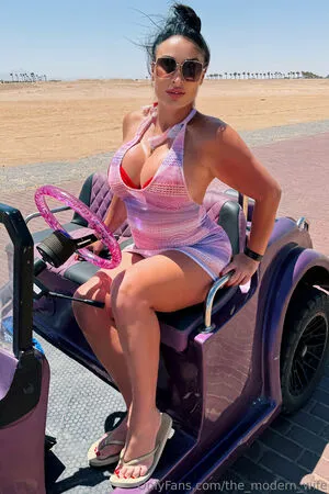 The Modern Wife OnlyFans Leaked Free Thumbnail Picture - #tnlGsEYL29