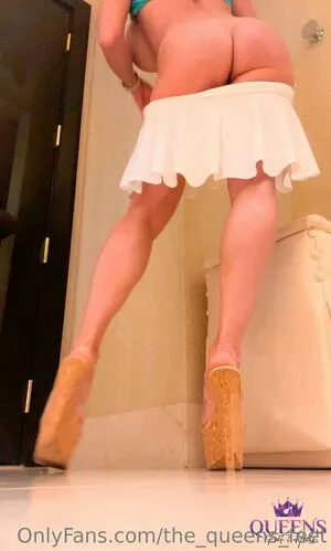 The Queens Feet OnlyFans Leaked Free Thumbnail Picture - #O6iUpT8gBR