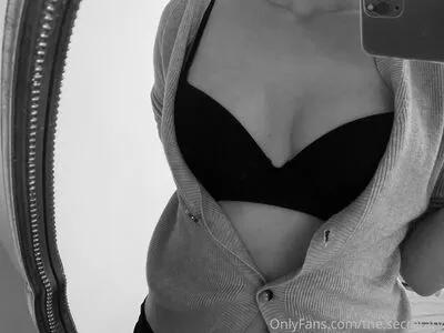 The Secretary OnlyFans Leaked Free Thumbnail Picture - #hHukWWpx6P