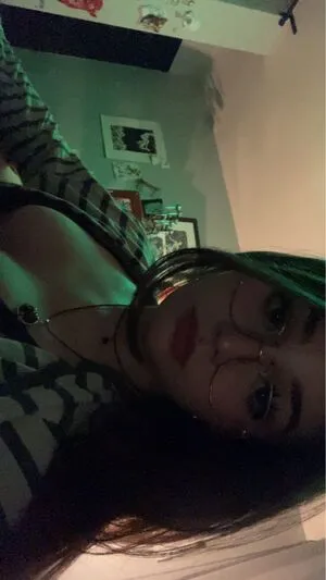 The Slutty Grunge OnlyFans Leaked Free Thumbnail Picture - #PBcyD8I97p