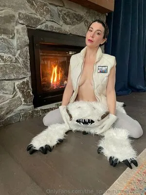 The Spice Runners Den OnlyFans Leaked Free Thumbnail Picture - #ceHyUN8A7C
