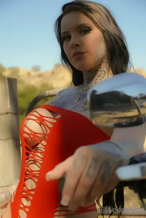 The Tattoo Lady OnlyFans Leaked Free Thumbnail Picture - #LsVRL9fmZn