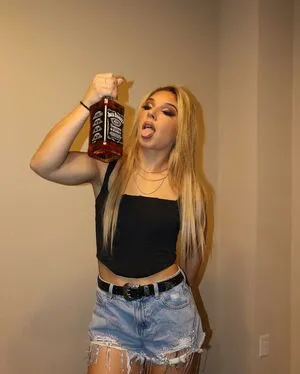 Thea Hail OnlyFans Leaked Free Thumbnail Picture - #98FOs270Am