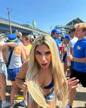 Thea Hail OnlyFans Leaked Free Thumbnail Picture - #Lloig1fap7