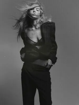 Thea Ros OnlyFans Leaked Free Thumbnail Picture - #AKH2OSQ8Rp