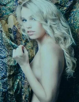 Thea Sofie OnlyFans Leaked Free Thumbnail Picture - #UaxyYYS5vq