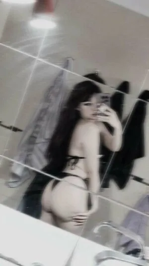 Theakaleina OnlyFans Leaked Free Thumbnail Picture - #3rgro6mpE3