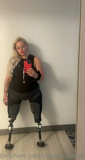 Theamputeebitch OnlyFans Leaked Free Thumbnail Picture - #CLpeagDamV