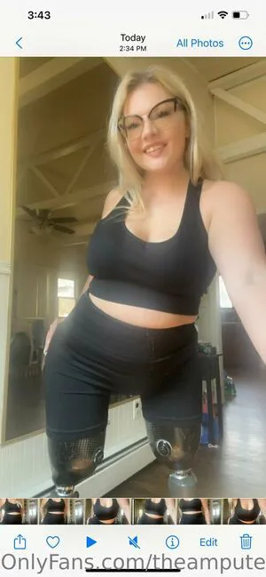 Theamputeebitch OnlyFans Leaked Free Thumbnail Picture - #kqC6e2DSPI