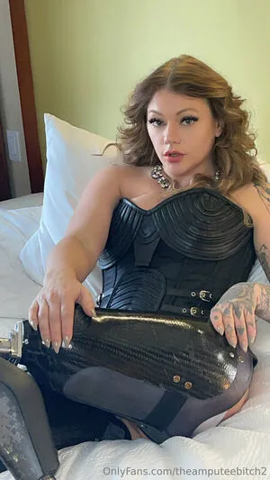 Theamputeebitch2 OnlyFans Leaked Free Thumbnail Picture - #n9FByD8n62