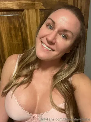 Theashleyybabe OnlyFans Leaked Free Thumbnail Picture - #91Zzbrqql4