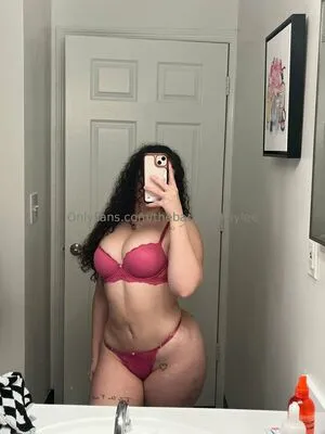 Thebaddestkaylee OnlyFans Leaked Free Thumbnail Picture - #LwFxbmxiJ0