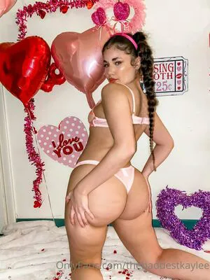 Thebaddestkaylee OnlyFans Leaked Free Thumbnail Picture - #KEySWESt0w