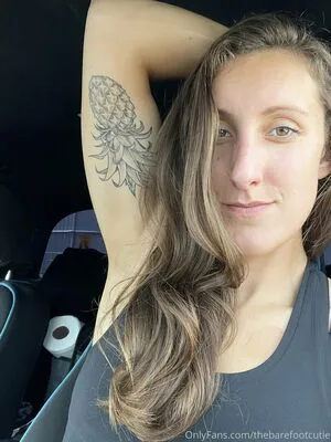 Thebarefootcutie OnlyFans Leaked Free Thumbnail Picture - #xMG8lujYCG