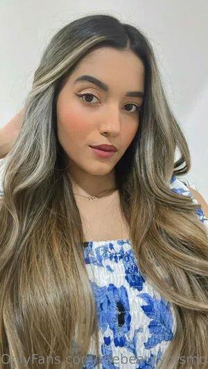 Thebeautyofsmoking OnlyFans Leaked Free Thumbnail Picture - #LAlebGnIOm