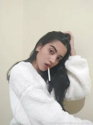 Thebeautyofsmoking OnlyFans Leaked Free Thumbnail Picture - #SS5sjiHh9E