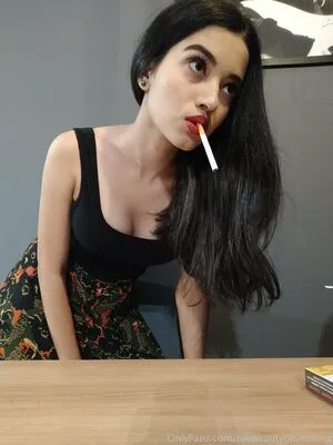 Thebeautyofsmoking OnlyFans Leaked Free Thumbnail Picture - #ThxmmJTUPx