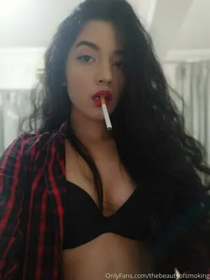 Thebeautyofsmoking OnlyFans Leaked Free Thumbnail Picture - #ZNUKASdcYB