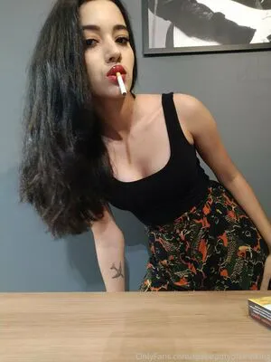 Thebeautyofsmoking OnlyFans Leaked Free Thumbnail Picture - #huFcSqHIuW