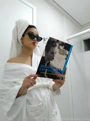 Thebeautyofsmoking OnlyFans Leaked Free Thumbnail Picture - #q7UOgmJBE7